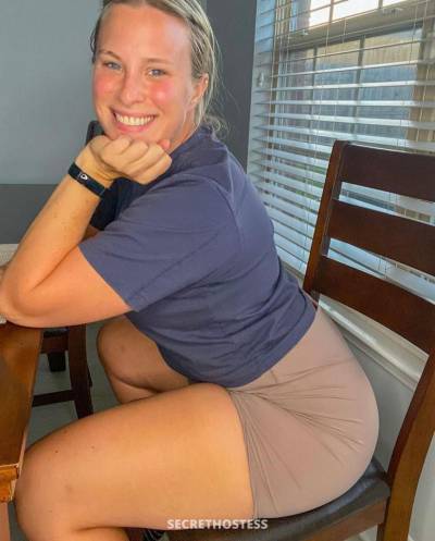 30 year old Asian Escort in Tampa FL I will give you the best of me only if you meet up with my 