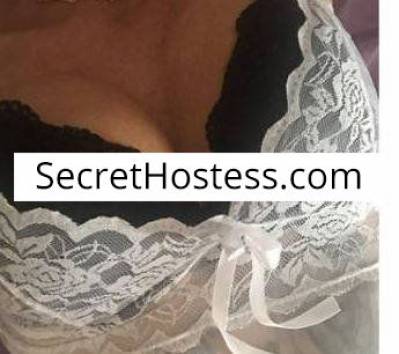 39 Year Old Caucasian Escort Montreal Brunette - Image 3