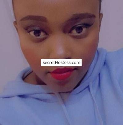 25 Year Old Ebony Escort Doha Black Hair - Image 1