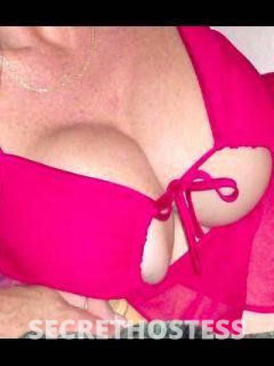 50 Year Old Irish Escort San Diego CA Brunette Brown eyes - Image 2