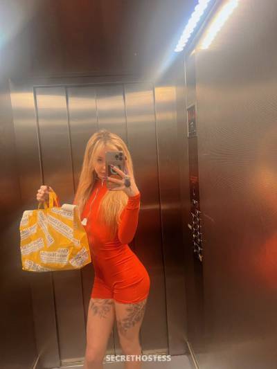 22 year old Escort in Fort Lauderdale FL ??available for hook ups and fun stuffs