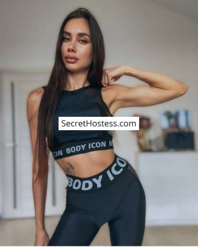 28 Year Old Caucasian Escort Madrid Brown Hair Green eyes - Image 8