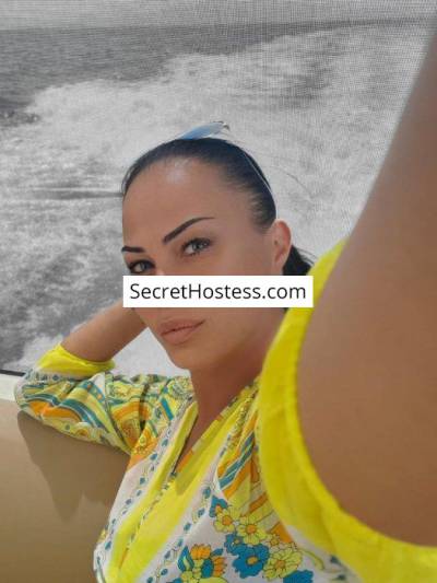 30 Year Old Asian Escort Brussels Black Hair Green eyes - Image 3