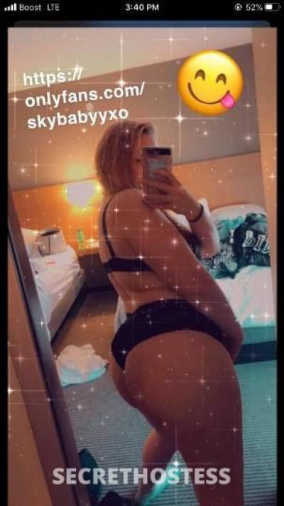 22 Year Old Escort Chicago IL Blonde - Image 2