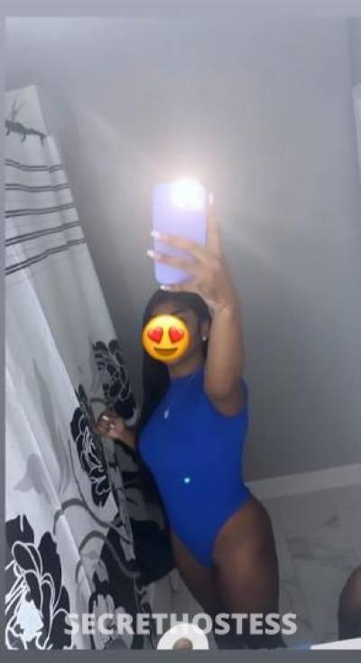 22 year old Escort in Chicago IL Hey guys its lady lucky im doing incalls outcallsonly if 