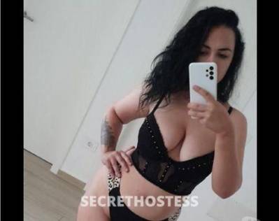 27 year old Escort in East Midlands Hello naw here Elena