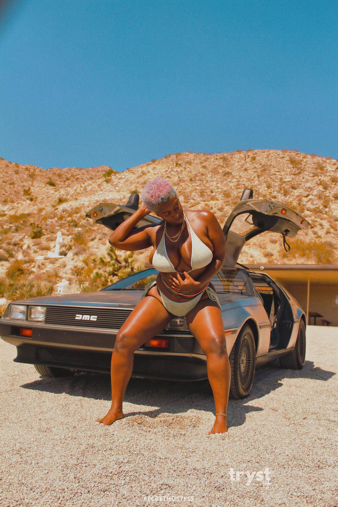 20Yrs Old Escort Size 8 163CM Tall Las Vegas NV Image - 1