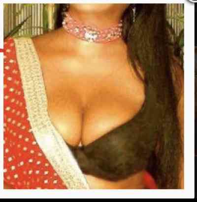 Priyanka- dusky skinned with curves to die for in Bugis Orchard Little India Marina Bay