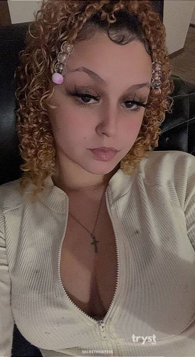 18Yrs Old Escort 167CM Tall Fayetteville AR Image - 1