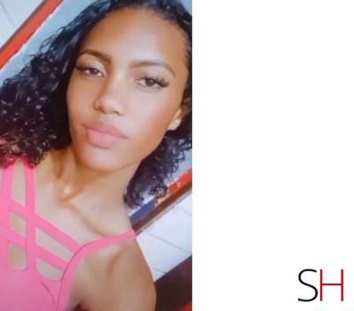 18 year old Peruvian Escort in Itaperuna Rio de Janeiro Magrinha gostosa