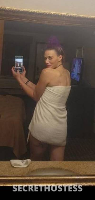 42Yrs Old Escort Seattle WA Image - 2