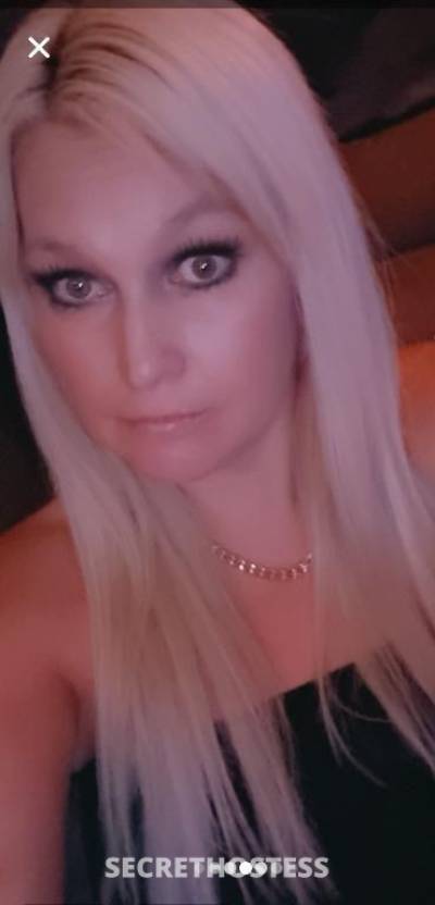 47 year old Escort in Birmingham Gardens Newcastle Please sir ..can i have some more