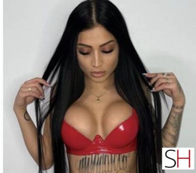 22 year old Asian Escort in Birmingham Cardi new in Birmingham Incall outcall patry girl, 