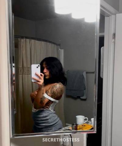 23 year old Escort in Santa Ana CA Let s get freaky INCALL