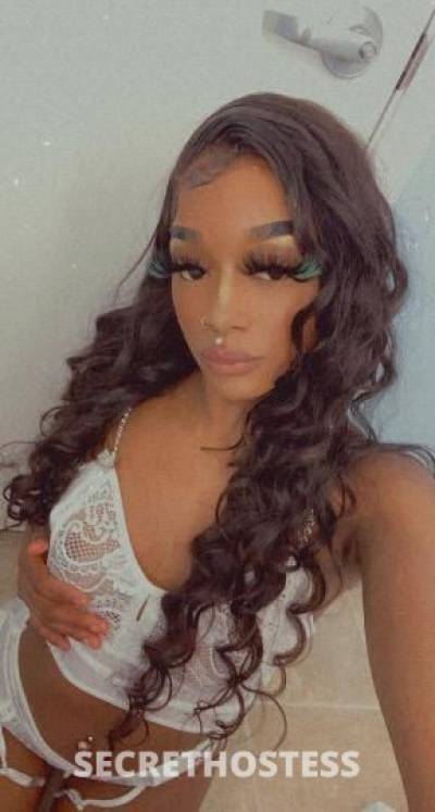 24 year old Escort in Oakland CA Back Shot Me Please