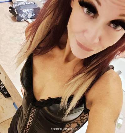 SweetIrishCream 40Yrs Old Escort Medicine Hat Image - 2