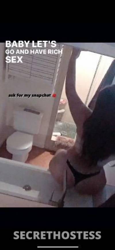 20 year old Escort in Los Angeles CA exotic snow bunny