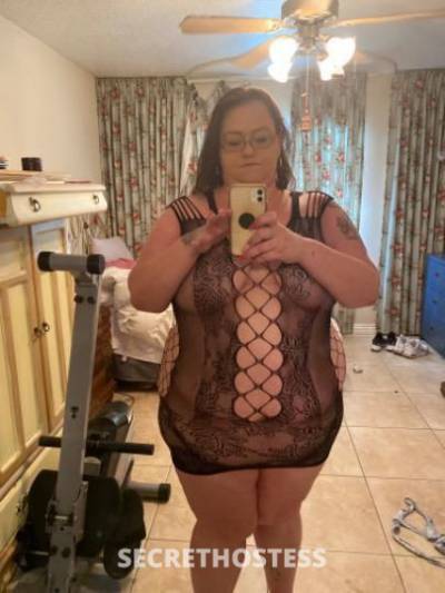 40 year old Escort in Inland Empire CA BBW LOOKING TO HAVE FUN DESCREt AND LAID BACK