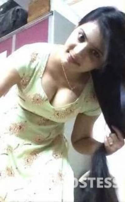 22 year old Escort in Fairfield Sydney Nat &amp; anal squirt on you pretty girl need your love