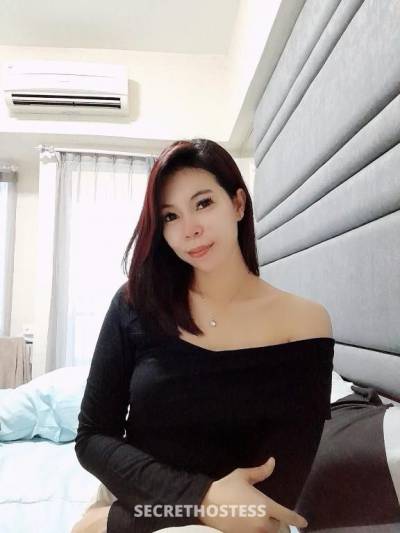 Karin Indonesian - Chinese 25 in Singapore