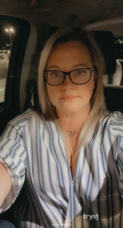 40Yrs Old Escort Size 8 160CM Tall Palm Springs CA Image - 0