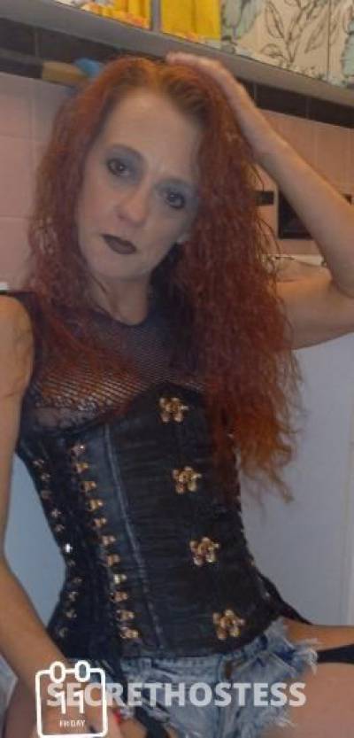 TRIXIE 51Yrs Old Escort Size 6 160CM Tall Tampa FL Image - 1