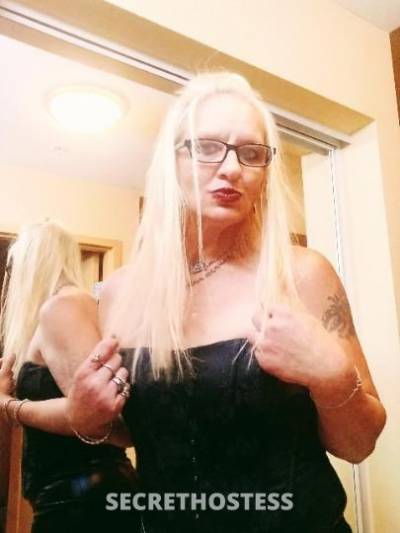 43 Year Old Escort Tampa FL - Image 3