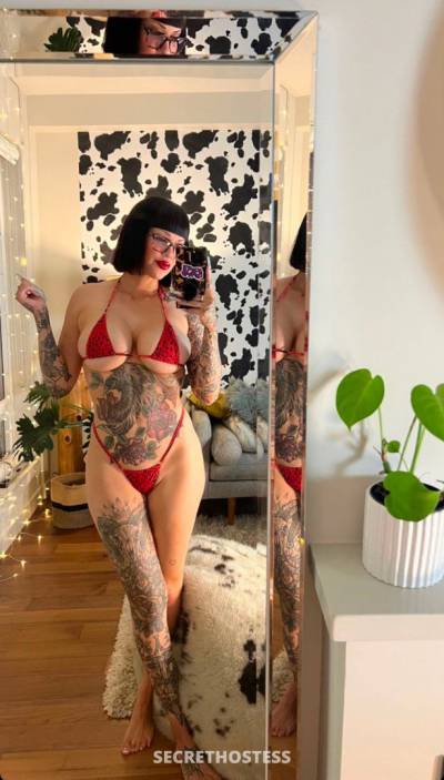 25 year old Escort in Louisville KY I’m available for hook up
