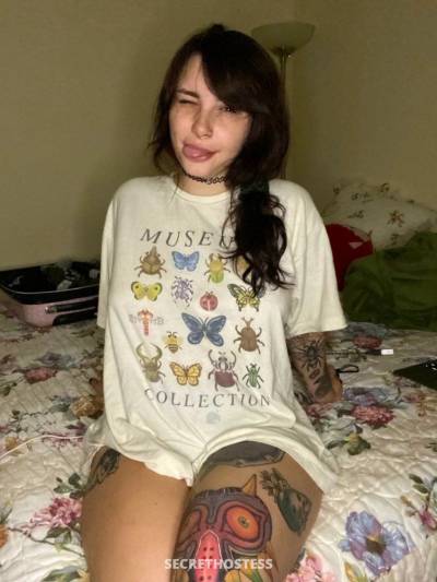 26 year old Asian Escort in Iowa City IA Gemini Cap ( Sag 1 BPD / ENM / ND ? available for escort nd 