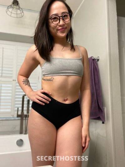 24 year old Asian Escort in Evansville IN I’ve got the best and awesome pleasure services