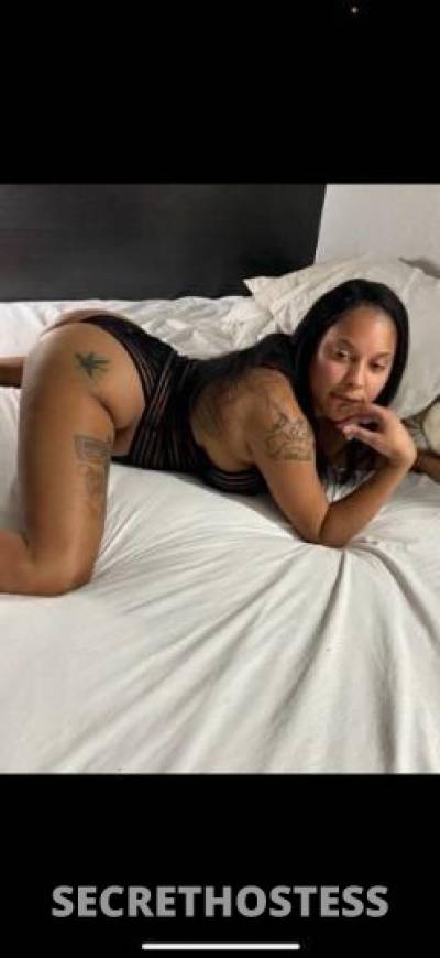 28 year old Escort in Fresno CA SexyTreat Ready For you