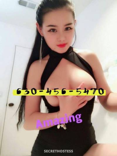 22 Year Old Asian Escort Chicago IL - Image 2