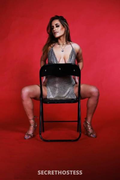 22 year old Escort in Alexandra Mackay Harlow Will Meet All Your Desires