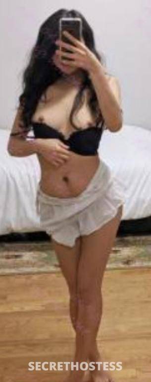 22Yrs Old Escort Size 6 Rockhampton Image - 2
