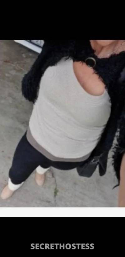 44 year old Australian Escort in Mont Albert Melbourne Premium Aussie pussy