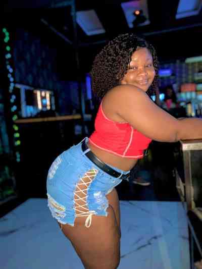 25Yrs Old Escort Size 8 98KG 199CM Tall Sekondi Takoradi Image - 2