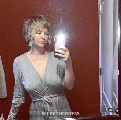 24 year old Escort in Killeen TX Im available for in call or out call service I reply fast