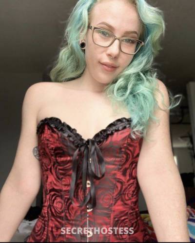 27 year old Escort in El Paso TX I’m available for hookup and massage both incall and 