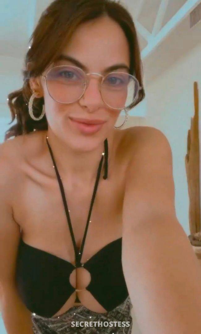 Kendra Smith 25Yrs Old Escort Size 4 172CM Tall Memphis TN Image - 1