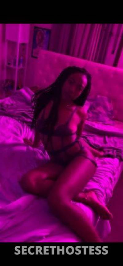 27 year old Escort in Canton OH let me fulfill all of your fantasies