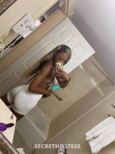 Chyna 22Yrs Old Escort 172CM Tall Tulsa OK Image - 6