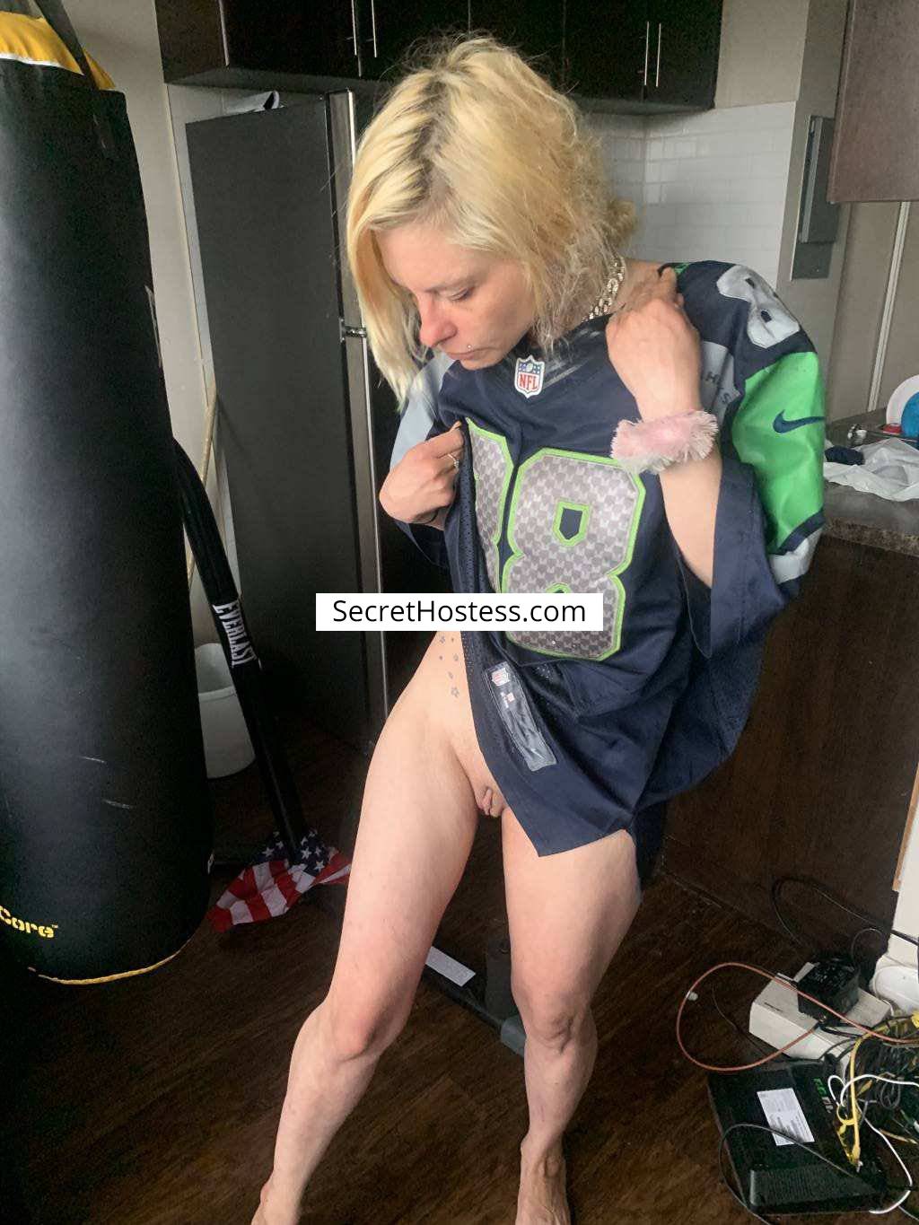 Miss Kendra 18Yrs Old Escort Size 10 53KG 169CM Tall Vancouver Image - 3
