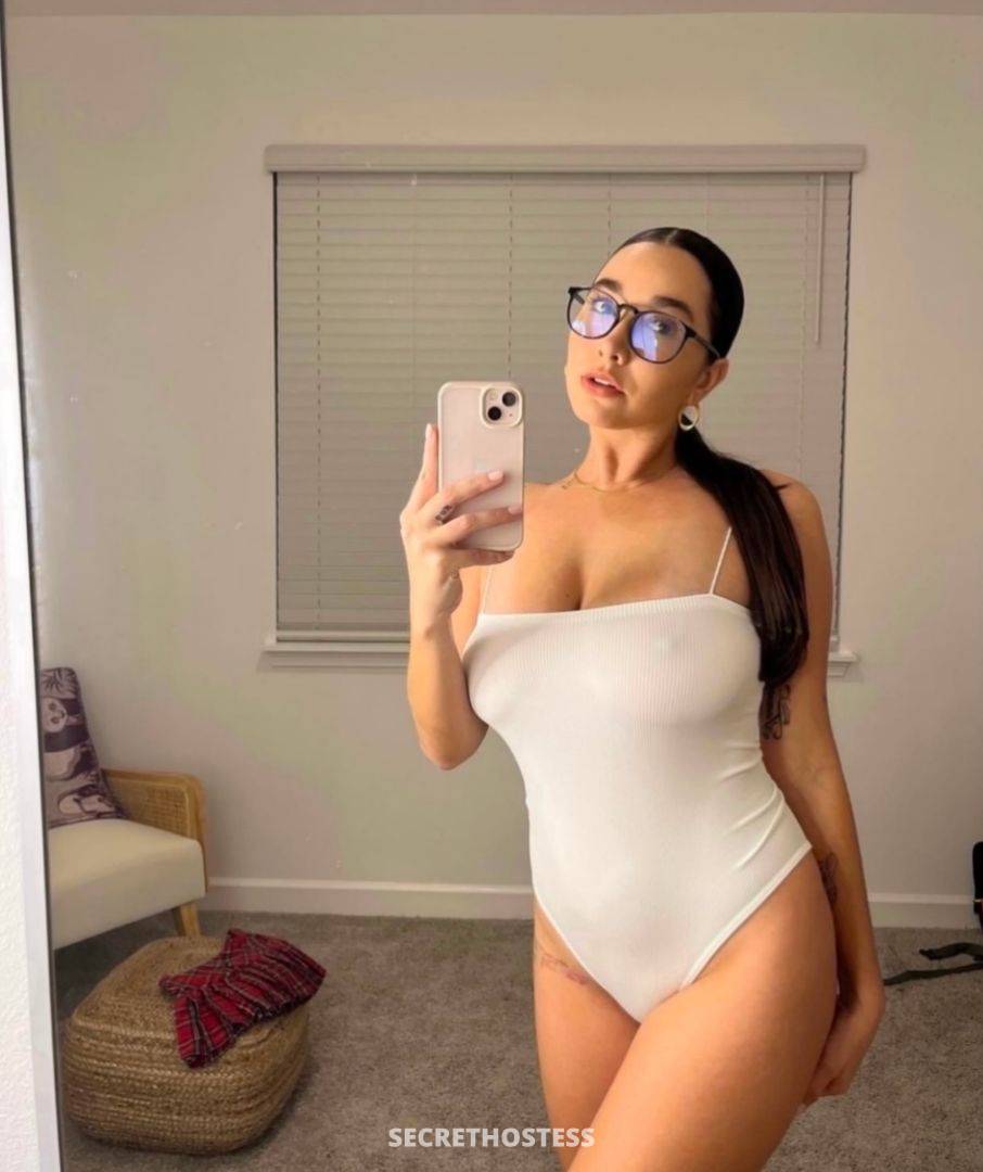 Savanna 24Yrs Old Escort Size 4 Albany NY Image - 0