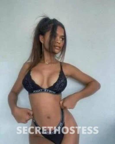 25 year old Escort in Brisbane Delightful Alternative Cuddly Curvy Baby girl