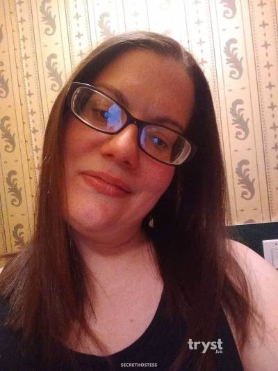 30 year old Caucasian Escort in Harrisburg PA Alexis Allen - Sassy and Sensual