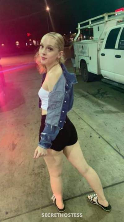 Deborah 22Yrs Old Escort Size 21 Logan UT Image - 4