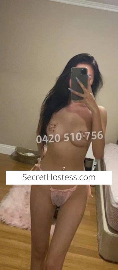 23 year old Escort in Hamilton Brisbane Cherry