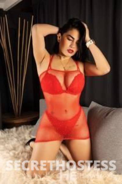 22 year old Japanese Escort in Barcelona Dana