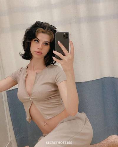 24 year old Asian Escort in Mason City IA Sexy caucasian escort available to offer quality services