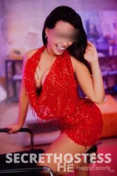 22 Year Old Italian Escort Madrid Black Hair Brown eyes - Image 1